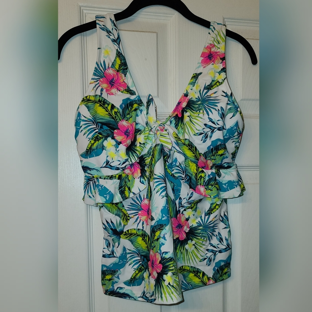 Juniors swim top
